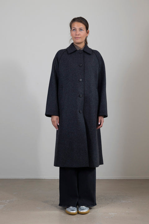 Kåpe - Balmacaan Patterned Cashmere Blend Anthracite