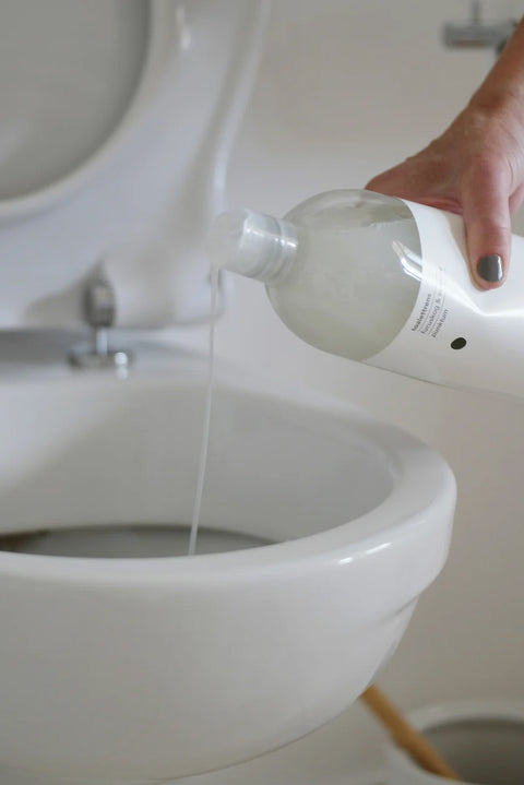 Toalettrens - 1000ml Furuskog & Sedertre