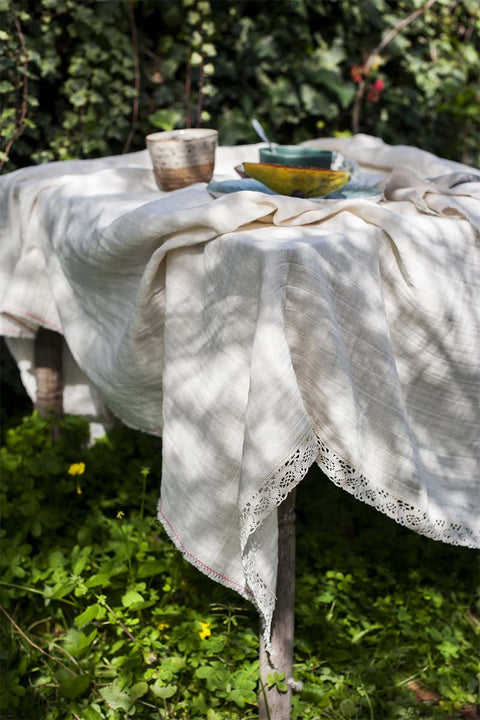 Duk - Lace 140x240cm Natural