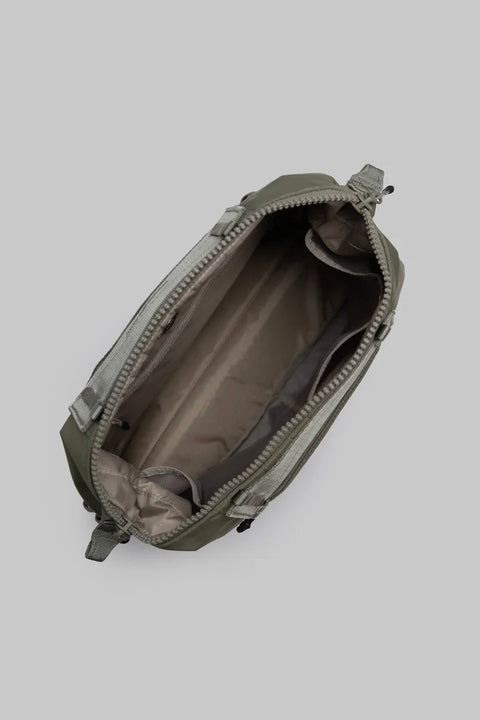 Veske - Explorer Tote Medium Tech Sateen Moss