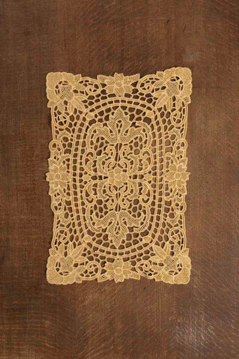 Bordbrikke - Garbo Yellow