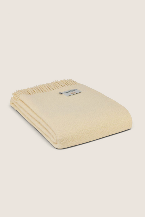 Bolina Tweedmill Moorland cream wool throw blanket with fringe detail, 130x200cm