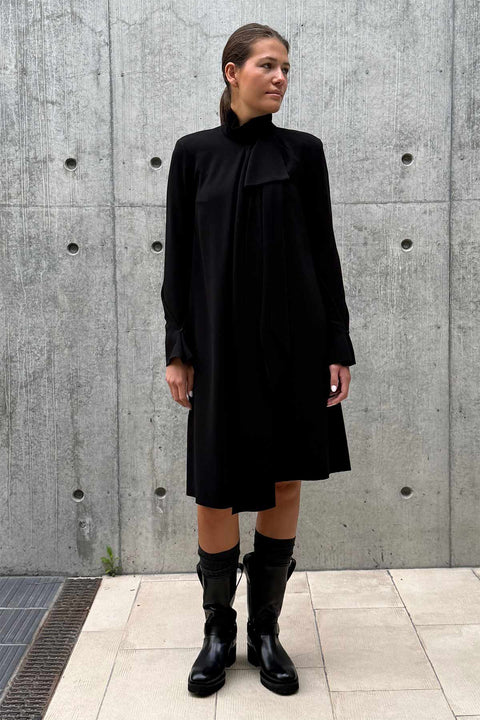 Kjole - Statement Drape Dress Black