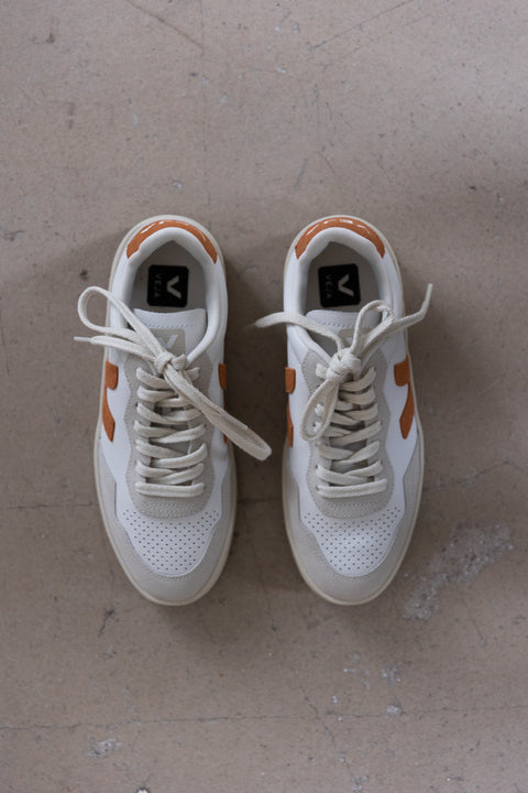 Sneakers | V-90 O.T. Extra-White Umber