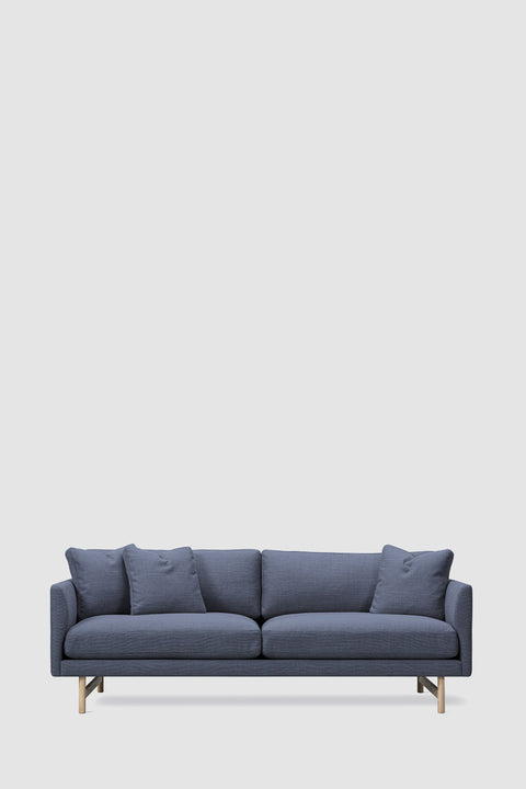 Sofa | Calmo 2-seter Model 5652 Sunniva 783 Lakkert Eik