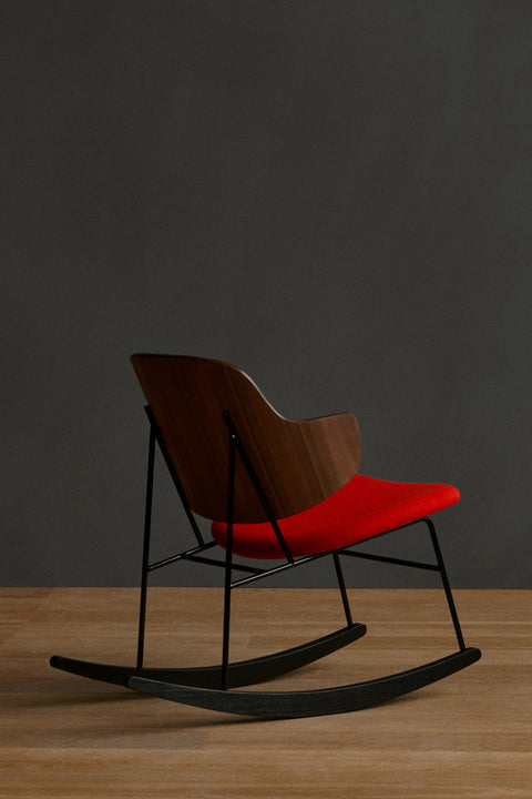 Gyngestol - The Penguin Rocking Chair 600 Hallingdal, Black Steel, Walnut