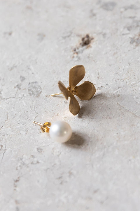 Øredobber | Pearl Butterfly Earrings
