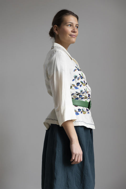 Skjorte - Trailing Flower Hand Embroidered Shirt