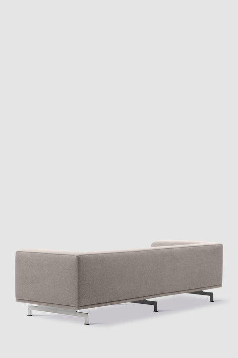 Sofa - Delphi 4511 Clay 12/Matt Krom